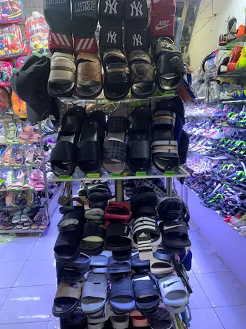 Top 10 Địa Chỉ Mua Giày Dép Thái Lan Uy Tín Tại Hồ Chí Minh Top 10 Địa Chỉ Mua Giày Dép Thái Lan Uy Tín Tại Hồ Chí Minh