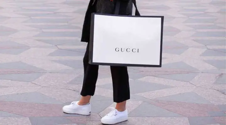 Giày Gucci Nữ Chính Hãng Giá Bao Nhiêu ? Cập Nhật Mới Nhất