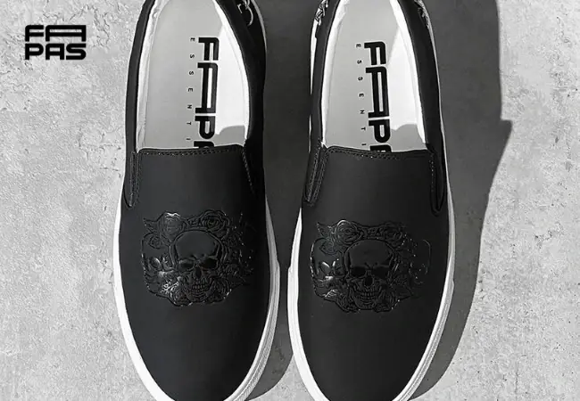 2.1.2. Giày lười Slip on