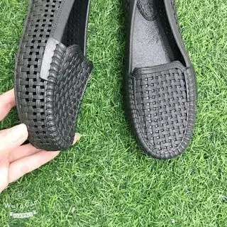 Giày Nhựa Nữ Đi Mưa Đi Nắng