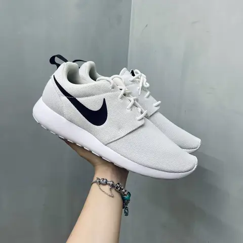 Giày Thể Thao Chính Hãng, Giày Nike Chính Hãng, Giày Adidas Chính Hãng, Giày Newbalance Chính Hãng, Giày Converse Chính Hãng, Giày Puma Chính Hãng, Giày Vans Chính Hãng, Giày Asics Chính Hãng, Giày Everlast Chính Hãng, Nước Hoa Chính Hãng, Ba Lô, Dép, Dép Quai Ngang
