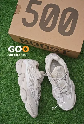 Giày Adidas Yeezy 500"táo Bạo, Kỳ Quái, Mạnh Mẽ Là Quái Vật Mang Tên Yeezy 500"