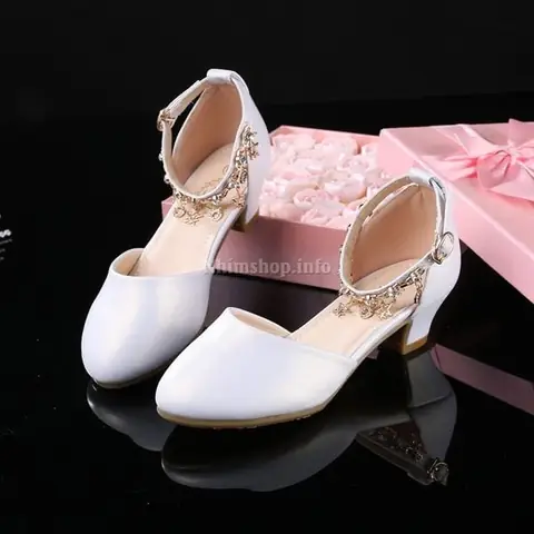 Giày Sandal Cao Gót Cột Dây Màu Trắng Giày Sandal Cao Gót Cột Dây Màu Trắng