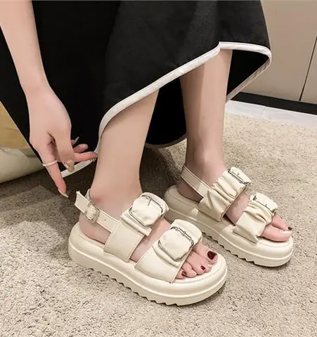 Top 7 Mẫu Giày Sandal Nữ Đế Bánh Mì Dây Rích Đáng Mua Nhất
