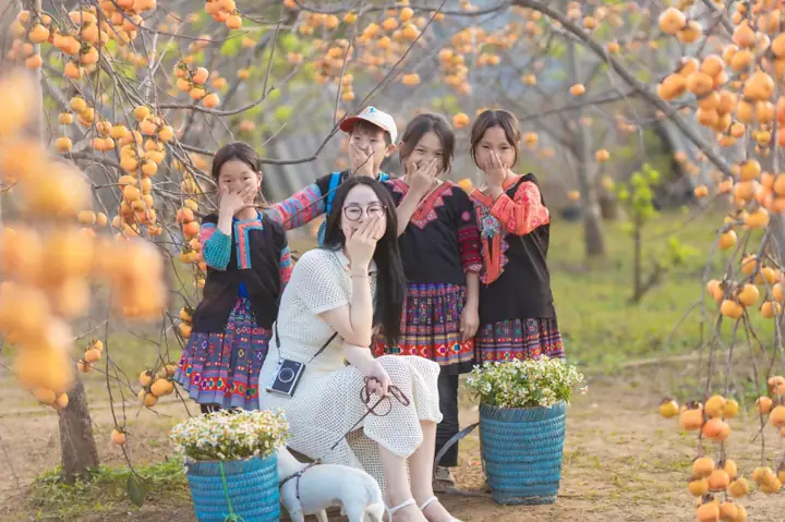 Outfit Đi Mộc Châu Mùa Thu