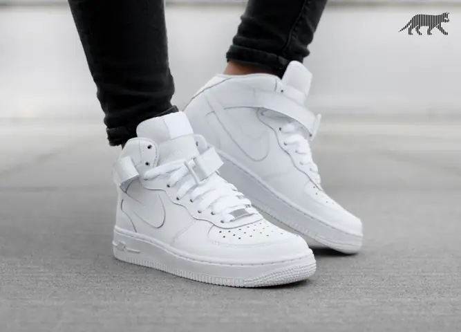 Giày Thể Thao Nike Màu Cà Phê Sữa Giày Thể Thao Nike Màu Cà Phê Sữa