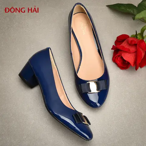 Những Mẫu Giày Thời Trang Nữ Đế Cao Dành Cho Ca Sỹ Đáng Cân Nhắc Những Mẫu Giày Thời Trang Nữ Đế Cao Dành Cho Ca Sỹ Đáng Cân Nhắc