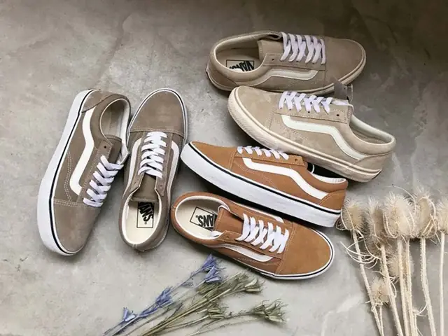 Mức giá chi tiết cho các dòng giày Vans chính hãng