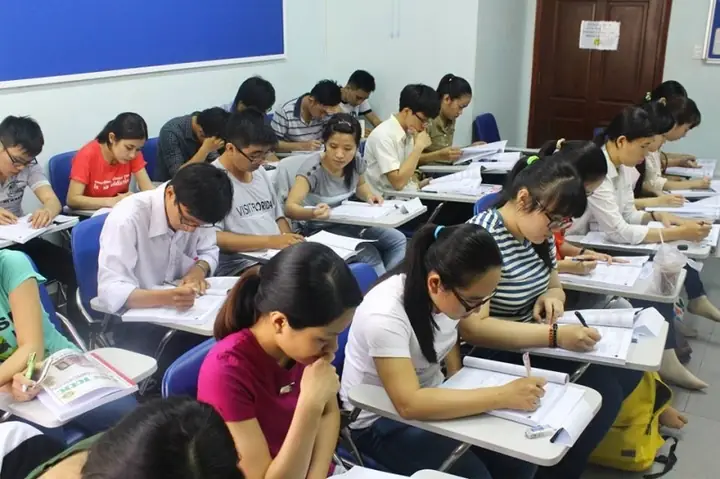 Giày Việt Nam Xuất Khẩu Ngõ 91 Nguyễn Chí Thanh