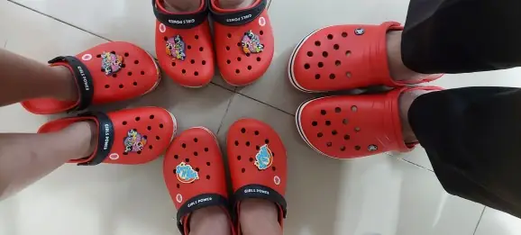 Đánh Giá Giày Thể Thao Nam Crocs Literide Pacer M Tại Hcm Đánh Giá Giày Thể Thao Nam Crocs Literide Pacer M Tại Hcm