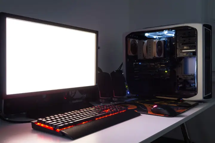 Case Máy Tính Có Giá Bao Nhiêu Là Phù Hợp?