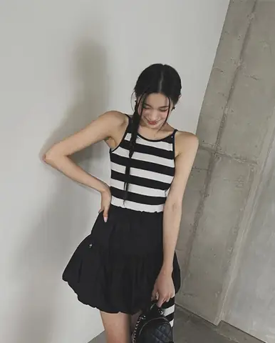 Cùng học cách phối đồ với từng thiết kế để sở hữu những set đồ trẻ trung, thời thượng và tôn dáng nhất. Cùng học cách phối đồ với từng thiết kế để sở hữu những set đồ trẻ trung, thời thượng và tôn dáng nhất.