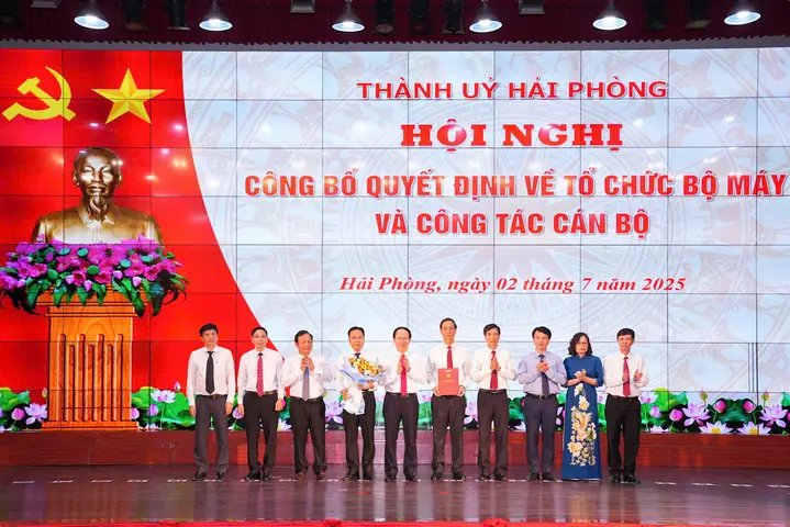 lương thị ngọc thành tổ liên kết giày phương sài lương thị ngọc thành tổ liên kết giày phương sài