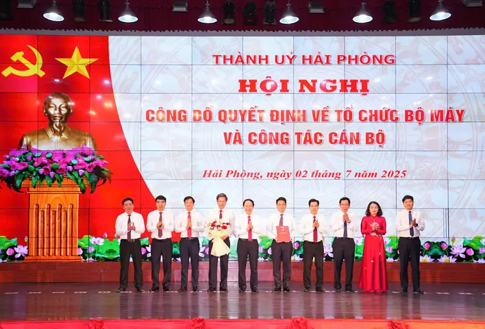 lương thị ngọc thành tổ liên kết giày phương sài lương thị ngọc thành tổ liên kết giày phương sài