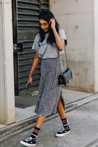Giày Converse nữ phối đồ thổi tan những outfit nhàm chán thường ngày Giày Converse nữ phối đồ thổi tan những outfit nhàm chán thường ngày