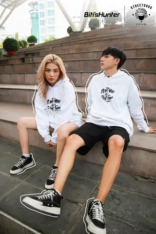 Với Áo Hoodie