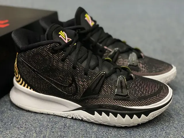 Giày Bóng Rổ Nike Kyrie 7 Giày Bóng Rổ Nike Kyrie 7