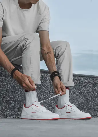 1. Low-top