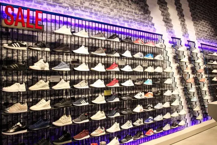 Tổng Hợp Địa Chỉ Bán Giày Adidas Chính Hãng Hà Nội Tổng Hợp Địa Chỉ Bán Giày Adidas Chính Hãng Hà Nội