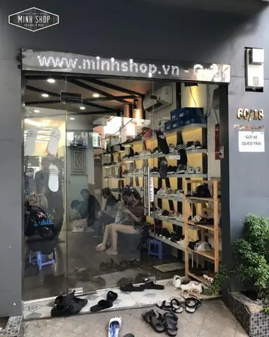 Shop Bán Giày Chính Hãng Tại Việt Nam