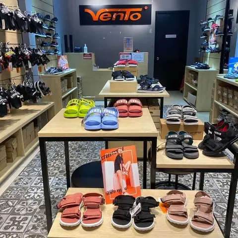 2. Vì sao Myn nằm trong TOP những shop bán giày sandal nữ đẹp ở TPHCM được yêu thích nhất? 2. Vì sao Myn nằm trong TOP những shop bán giày sandal nữ đẹp ở TPHCM được yêu thích nhất?