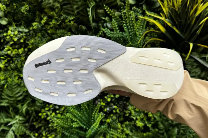 Tổng Quan Về Adidas Adizero Evo Sl