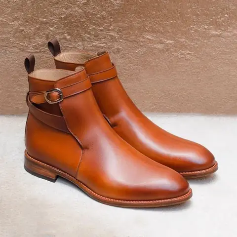Gợi ý 7 mẫu giày boot nữ cổ thấp đế bệt và cổ thấp đế cao thời trang, dễ phối đồ Gợi ý 7 mẫu giày boot nữ cổ thấp đế bệt và cổ thấp đế cao thời trang, dễ phối đồ