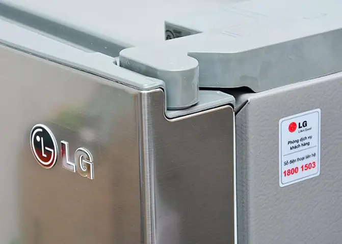 Các Bản Lề Không Thẳng