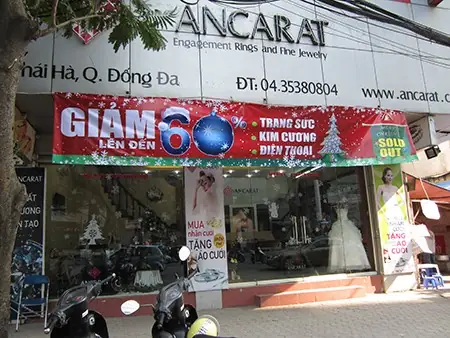 Cẩm Nang Tìm Shop Giày Tưng Bừng Chào Đón Mùa Noel Cẩm Nang Tìm Shop Giày Tưng Bừng Chào Đón Mùa Noel