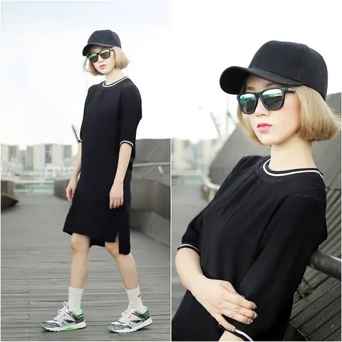 Kết Hợp Đầm Suông Cùng Giày Thể Thao Kết Hợp Đầm Suông Cùng Giày Thể Thao