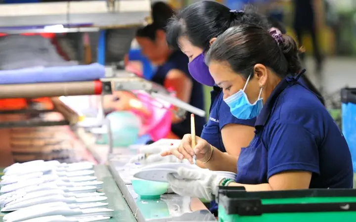 Báo chí Trung Quốc lo âu vì Việt Nam sản xuất giày Nike nhiều nhất Báo chí Trung Quốc lo âu vì Việt Nam sản xuất giày Nike nhiều nhất